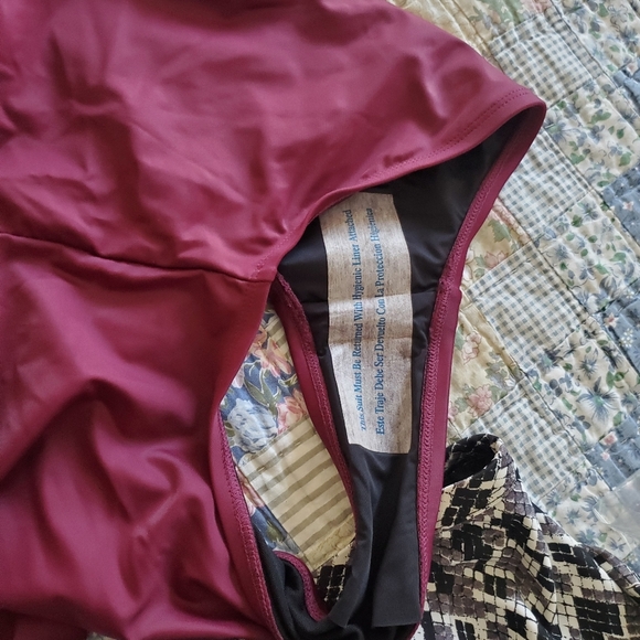 Coastal Blue burgundy Swim bottom - Picture 5 of 6